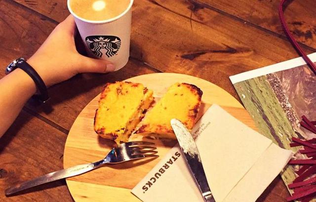 La cadena de cafeterías Starbucks tiene planeado abrir 9 locales este año en el país. Así, acaba de abrir dos nuevos locales en la zona comercial de Molicentro en el distrito de La Molina, y su tercer local en Jesús María.