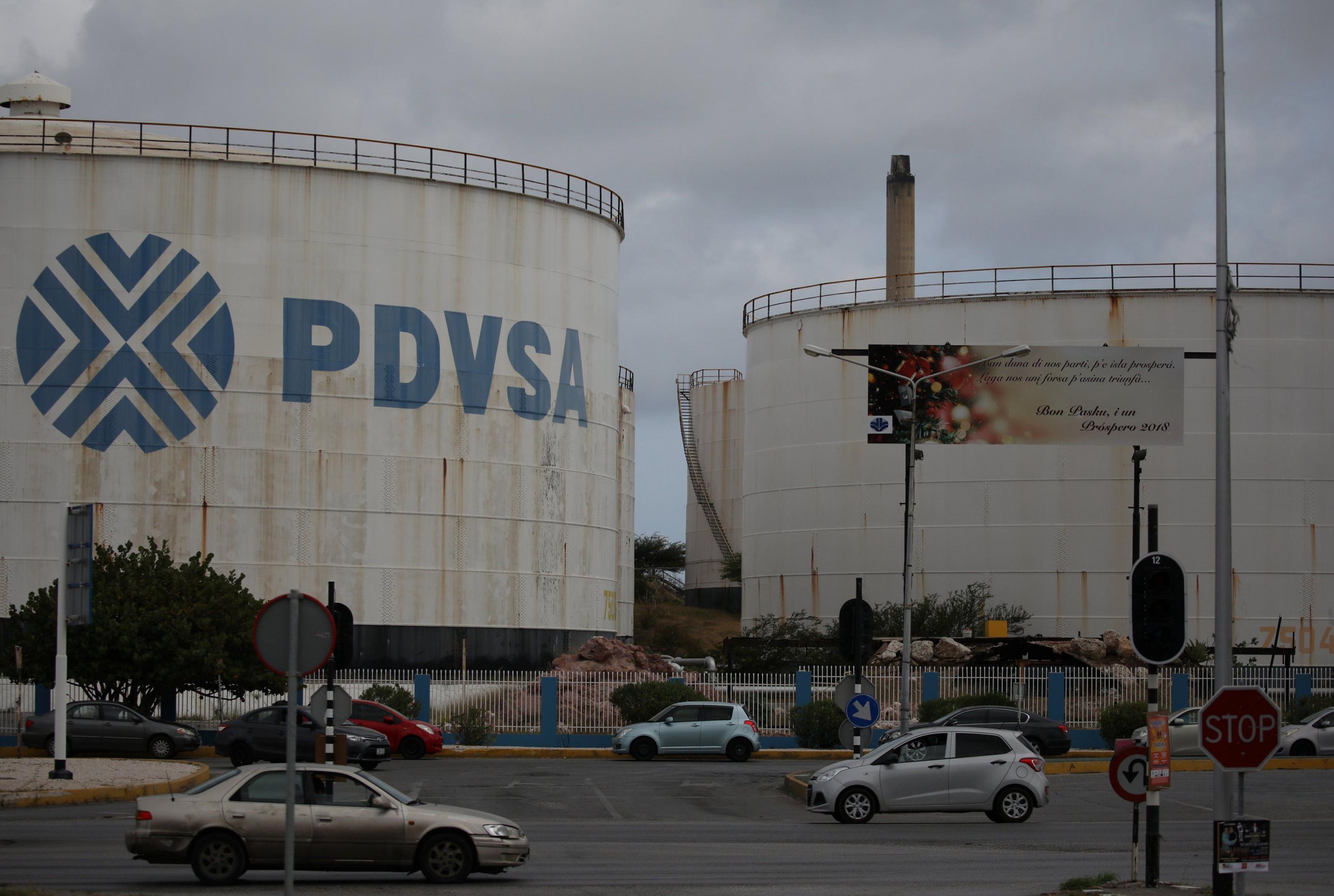 La refinería de PDVSA Isla en Willemstad (Curacao), está en medio de la disputa por la deuda que ConocoPhilips intenta cobrar a la petrolera venezolana. (Foto: Reuters)