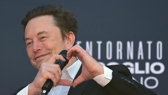 El magnate Elon Musk evitó dar detalles sobre el plan, al asegurar que se revelarán en agosto.