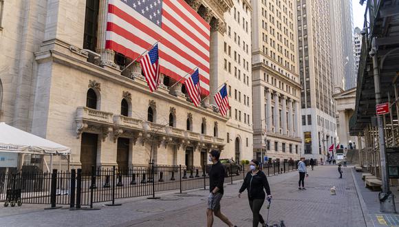 La SEC y la autoridad reguladora de la industria financiera, el organismo autorregulador de Wall Street, exigen que los corredores de bolsa mantengan registros de todas las comunicaciones relacionadas con el negocio. (Foto: Difisión)