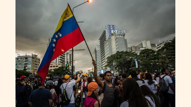 Debajo, con 11 defaults o reestructuraciones se encuentran empatados Venezuela y Ecuador. (Foto: Bloomberg)
