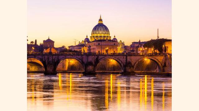 Basílica de San Pedro, Ciudad del Vaticano, Italia. "Cuando entras en la cúpula y la luz brilla a través de las ventanas y las capturas de todo el oro, el edificio comienza a brillar".