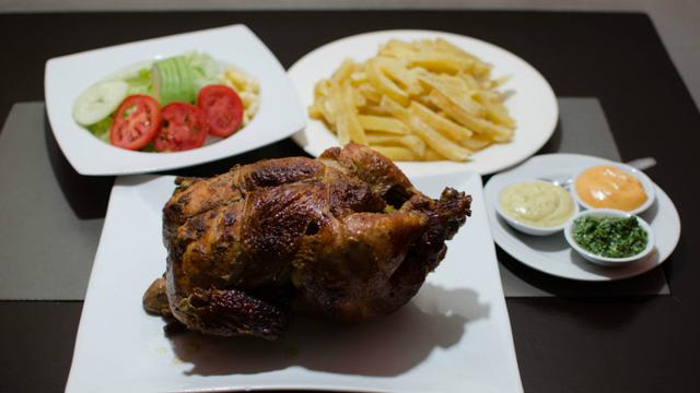 En promedio, el peso del pollo ha subido de 1.8 kg a 2.2 kg. (Foto: USI).