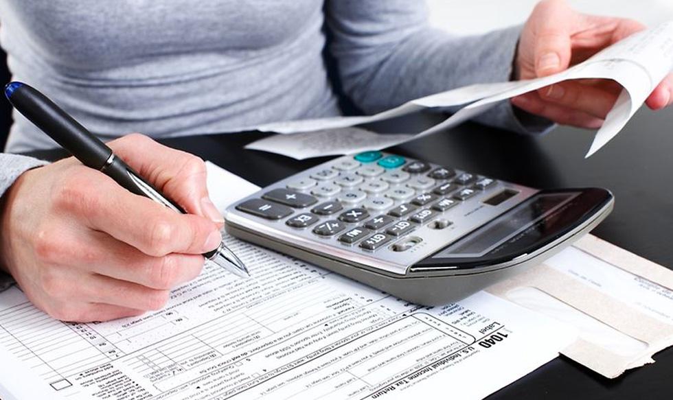 FOTO 15 | 15. Paga tus impuestos. "Con recibos de honorarios puedes trabajar para grandes empresas. Eso sí, no olvides pagar tus impuestos a tiempo y, al final del año fiscal, hasta puedes obtener una devolución por parte de la Secretaría de Hacienda”, aconseja Garza. Para hacer más eficiente esta labor, contrata los servicios de un contador que te ayude a tener tus cuentas en orden.