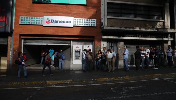 La principal vía de transporte de Caracas, el metro, inició a prestar servicio en su horario regular. (Foto: EFE)