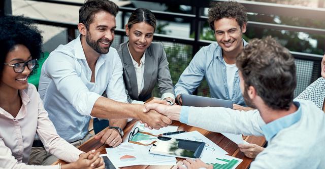 FOTO 3 | 3. Emprender asociándose con amigos, solo porque lo son.