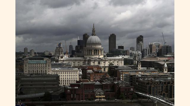 El Tate Modern transformó el barrio vecino, ayudando a convertir un remanso al pie del río en un centro para las artes y la vida nocturna que se rodeó de nuevos edificios de apartamentos de lujo. (Foto: Reuters)