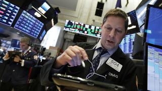 Wall Street cierra lunes mixto y el Dow Jones cede un 0.18%