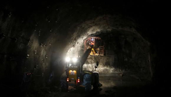 La inversión es crucial en Chile, donde las leyes de los minerales han disminuido constantemente, lo que significa que las minas deben mover más roca para producir la misma cantidad. Foto: Bloomberg