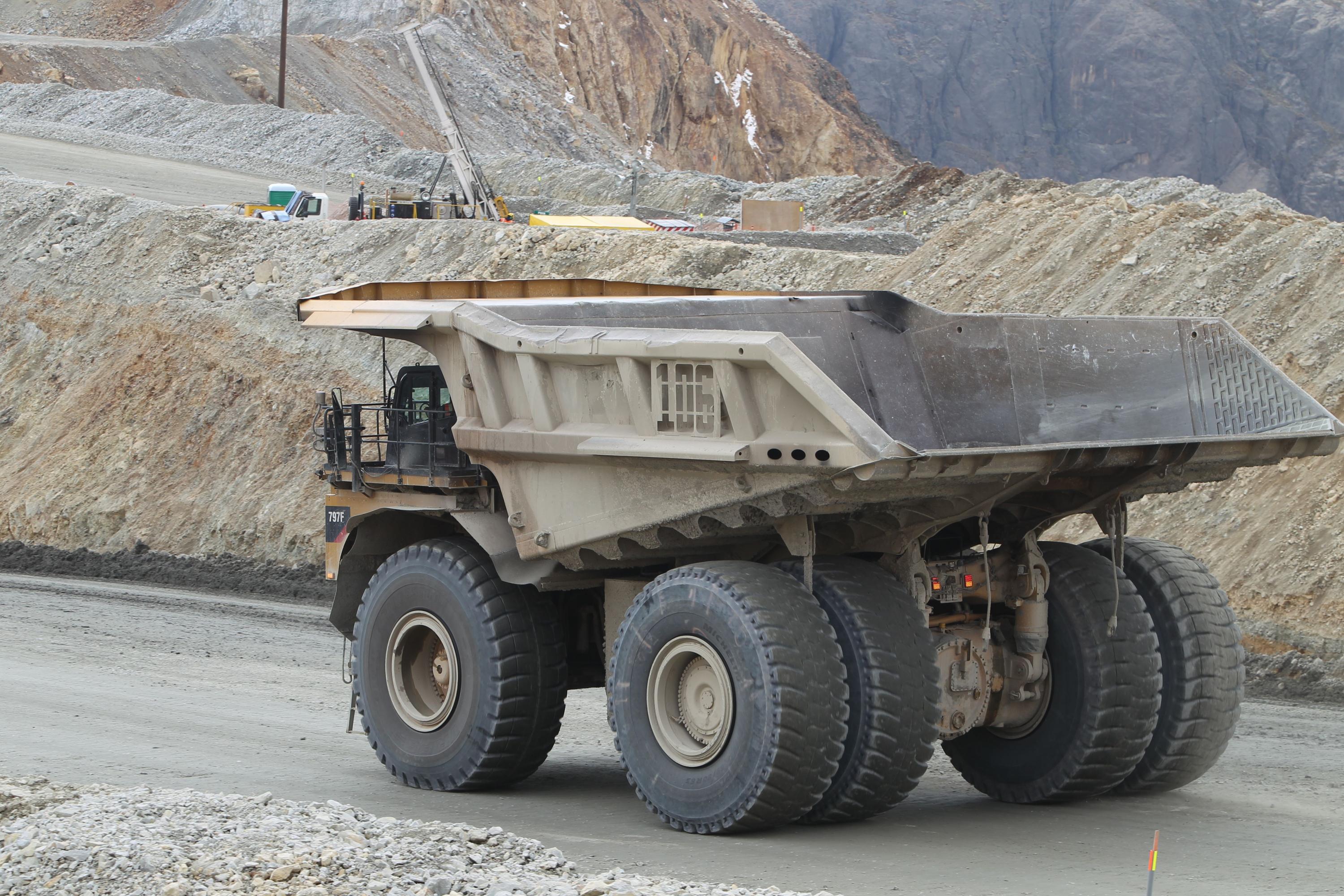 El monto por concepto de canon y regalías representa más de la tercera parte de todo lo transferido el año pasado, según el MEM. (Foto: GEC)