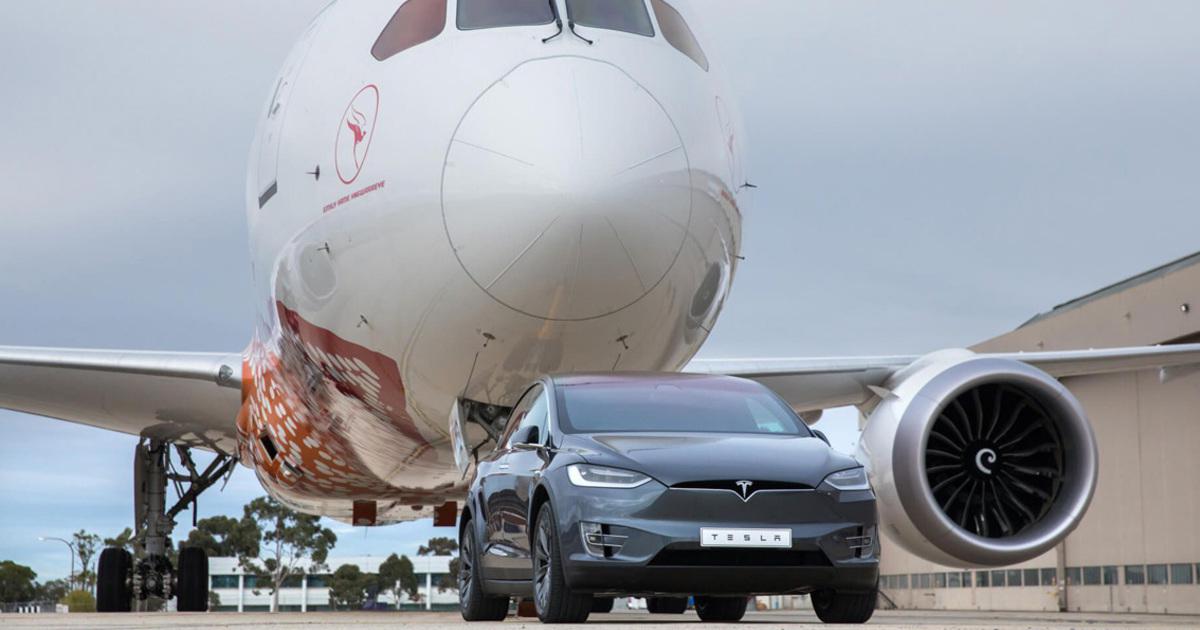 El Model X de Tesla logró arrastrar un avión de 117 toneladas.