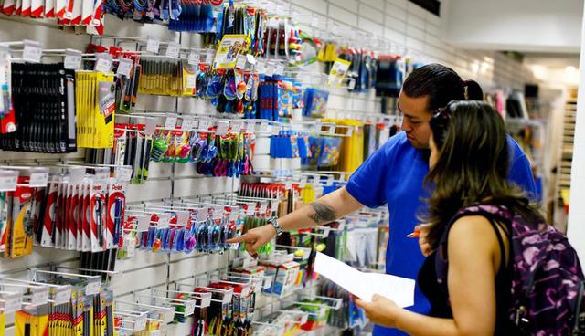 FOTO 4 | 4. Que la oferta de tu negocio sea variada

Recuerda, mientras más surtido y abastecido esté tu negocio será mejor, pues los clientes se quedarán contigo y evitarán irse a la competencia. (Foto: T13)