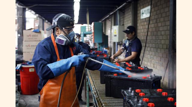 Debido a su alta tecnología, innovación y calidad de sus productos, compite con las mejores baterías del mundo. (Foto: Manuel Melgar)