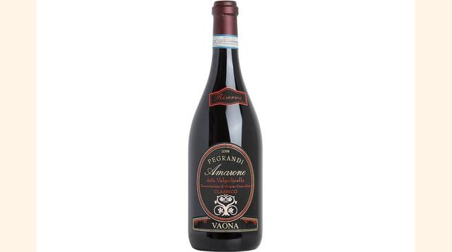 Amarone della Valpolicella. Botella recomendada: Vaona Odine Pegrandi Riserva 2007 (US$ 125). Valpolicella es un vino ligero, regularmente con 12 por ciento de alcohol, pero tome esas uvas, déjelas madurar en barricas para que se vuelvan pasas y después v