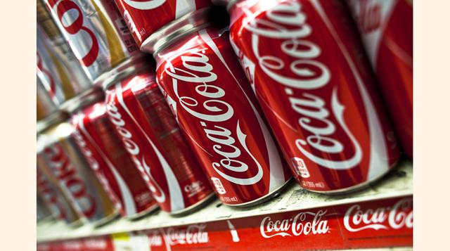 Coca Cola. Se venden 1,900 millones de bebidas al día en más de 200 países, según la información de la empresa al 2014.