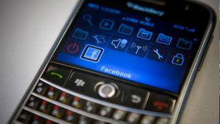 Facebook recibe demanda de BlackBerry por infringir propiedad intelectual