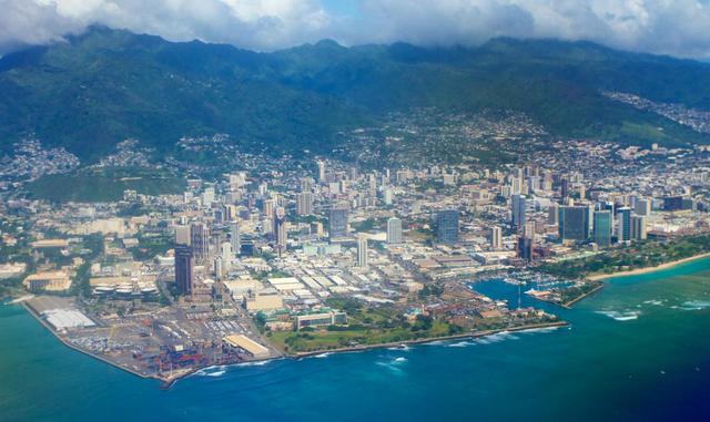 FOTO 10  |10. Honolulu (76 en ranking global). 2016: 2.54 millones de visitantes. 2017: 2.57 millones. Crecimiento de 1%, bajó 4 puestos. Para el 2020 se espera 2.78 millones de visitas y 3.41 millones para el 2025.