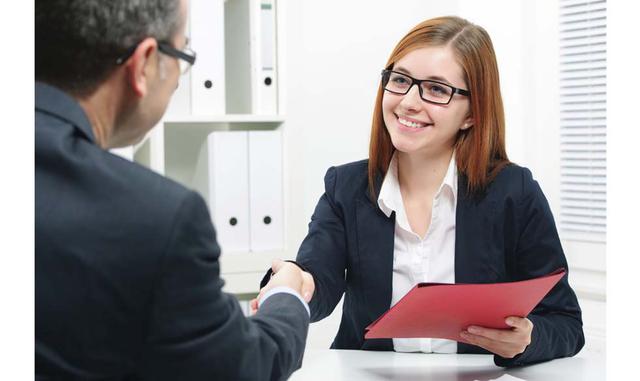 FOTO 3| Si lo que más te preocupa es enriquecer tu currículum, ya estás empezando mal. Piensa dónde te ves usted de aquí a 10 años y qué logros profesionales esperas haber obtenido para entonces, para ver si el programa de maestría que estás por escoger c