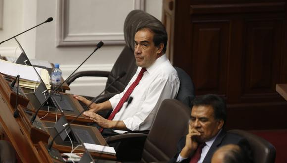 El congresista Yonhy Lescano dio su descargo durante la evaluación del pleno del Parlamento de su caso. (Foto: Mario Zapata / GEC)