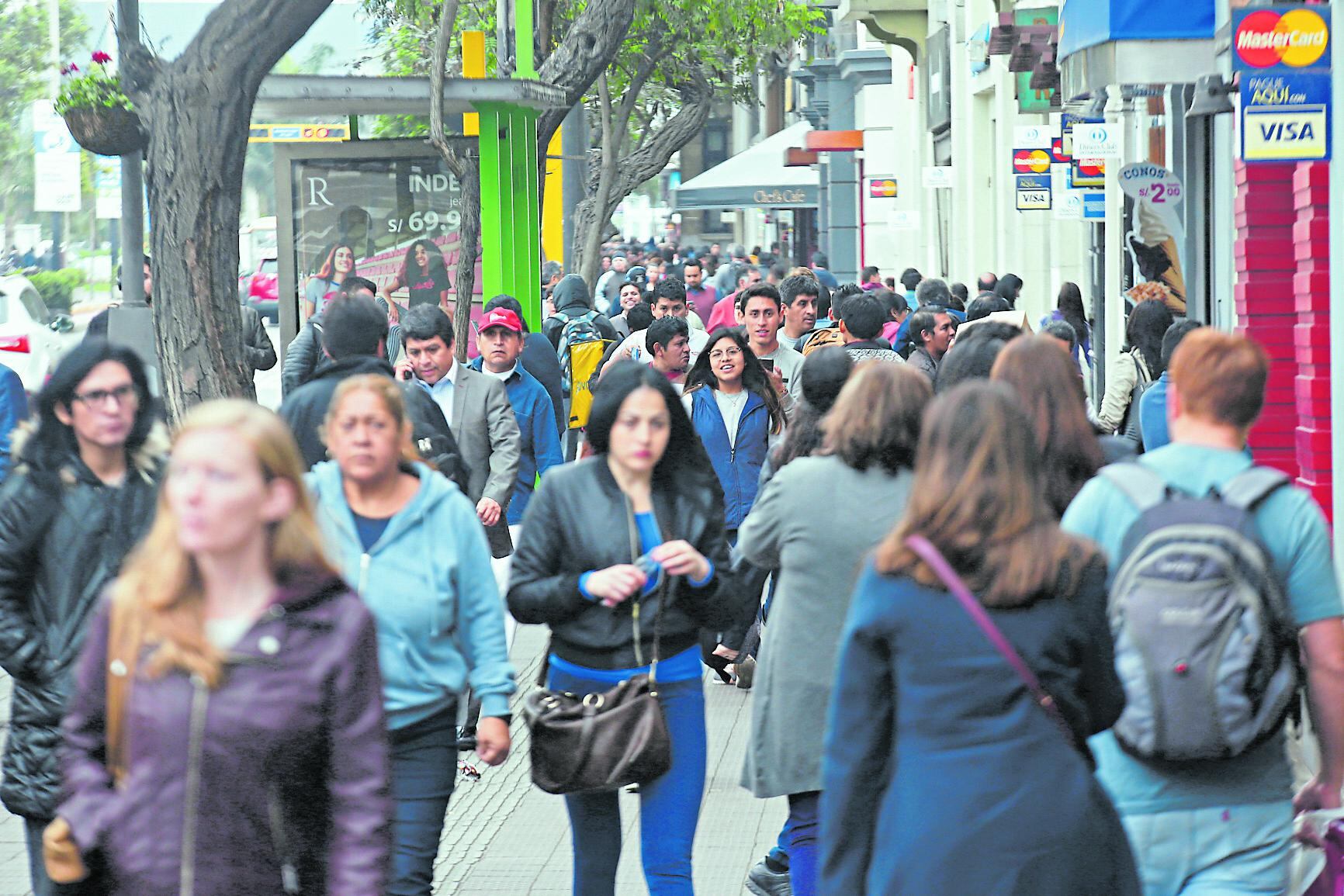 Esperanza de vida. En este componente del IDH, el resultado del Perú es 76.5 años. (Foto: Manuel Melgar)