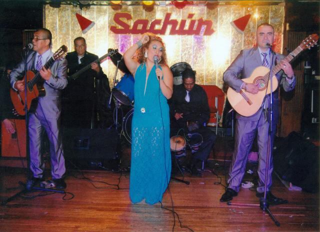 Walter Sachún, dueño del restaurante que lleva por nombre su apellido, indica que combinaron lo criollo con lo folclórico. (Foto: Facebook Sachún Restaurant Turístico)