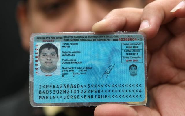 El vencimiento del DNI no impide al ciudadano acreditar su identidad y participar en actos civiles, administrativos, entre otros: Persiste obligación de renovar el DNI. Respecto a los Contratos laborales: Contratos a plazo y de modalidades formativas: se 