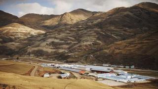 Dos grupos mineros chinos en pugna para comprar Las Bambas