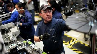 Ford podría cerrar plantas en EE.UU. por falta de motores hechos en México