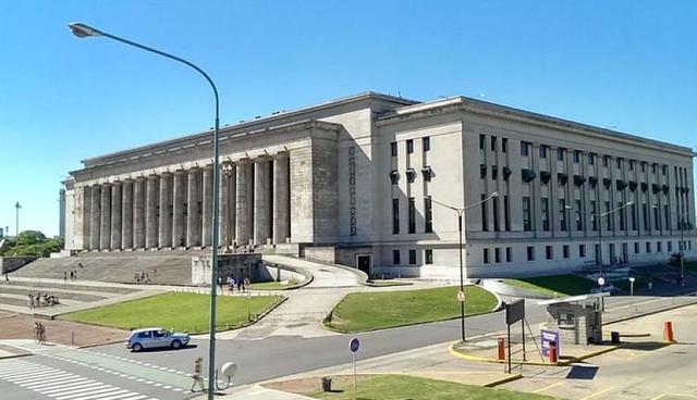 FOTO 8 |  UNIVERSIDAD DE BUENOS AIRES (Argentina). Puesto 8 en el 2019/ puesto 9 en el 2018.