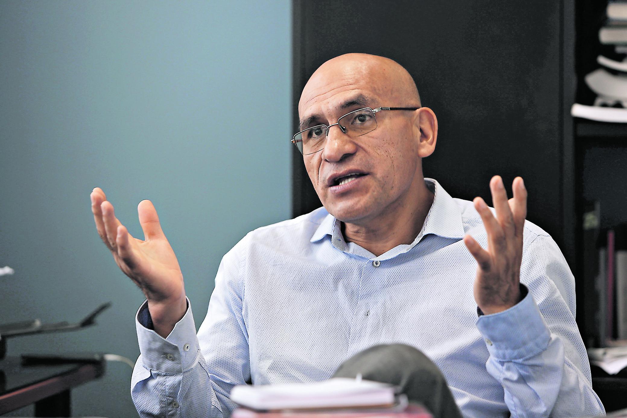 Entre las mejores en la región, considera Waldo Mendoza la forma en que el Perú enfrenta esta pandemia, y que saldrá mejor que los otros países.