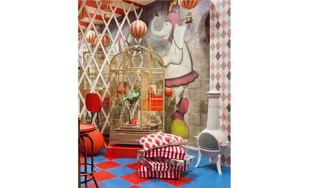 Sueños de esperanza, espacio Niños contra el Cáncer. Casa Decor también reserva un espacio para la solidaridad. En esta edición para el proyecto Niños contra el Cáncer de la Clínica Universidad de Navarra. Paz Toranzo y Carlos Aznárez de Croma-Estudio han