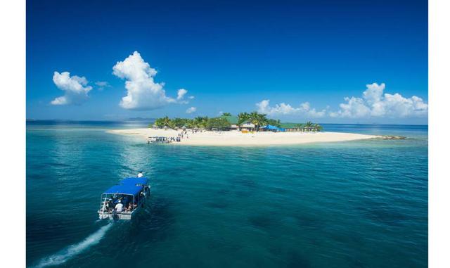 FOTO 20 | OCTUBRE. Fiyi. Finalizada la temporada alta, octubre, aún fresco y seco, marca el momento ideal para las 333 islas de Fiyi, el reducto más accesible y adaptado al turismo del Pacífico sur, como los etéreos archipiélagos de Yasawa y Mamanuca (en 