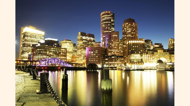 Estados Unidos. Finlandia. Porcentaje de personas que están de acuerdo que "puede confiar en las noticias  la mayor parte del tiempo": 33%