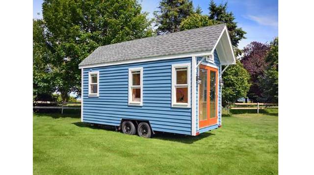 TINY LIVING HOMES POCO EDITION. La compañía canadiense Tiny Living Homes es conocida por su calidad en remolques.Es ideal para llevar a cualquier lugar.