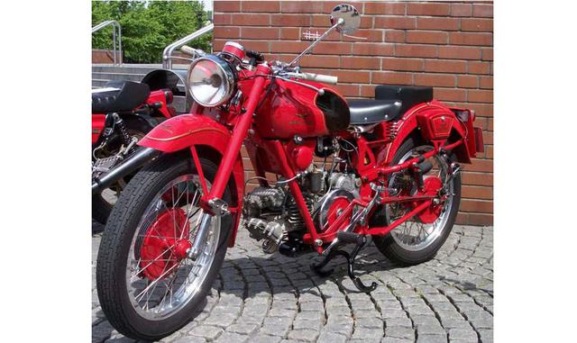 Moto Guzzi. El tradicional mono-cilíndrico de 500cc y cuatro tiempos fue el de mayor rendimiento comercializado hasta mediados de 1940