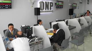 Flores-Aráoz  a favor de devolución de aportes de la ONP