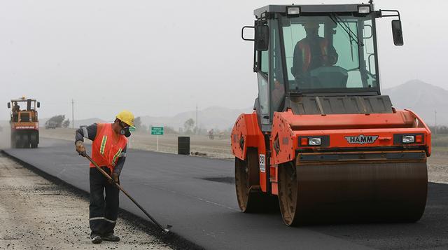 4. Para el presente año, las empresas encuestadas mantienen su percepción del 2016, respecto al tipo de proyectos más susceptibles de ser desarrollados mediante iniciativas privadas. Los proyectos de carreteras serán los que más crecerán con un puntaje pr