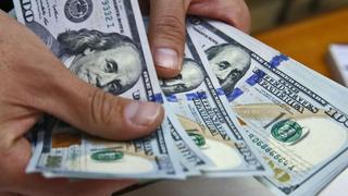 Dólar estable en S/ 4.05 tras ligeras alzas en primeras horas de la mañana