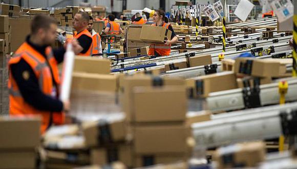 Las compras en línea y la mayor demanda de servicios en la nube impulsaron los ingresos de Amazon en el segundo trimestre.&nbsp;(Foto: AFP)