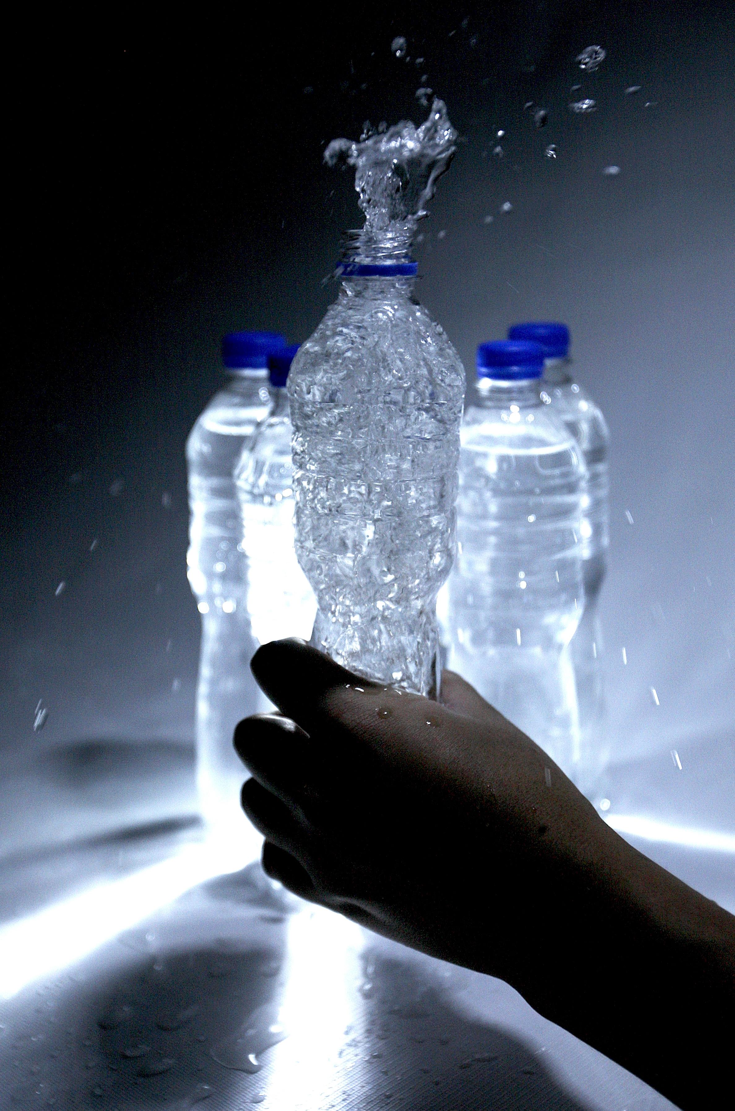 El mercado mundial de agua embotellada tenía un valor de US$ 135,600 millones en 2019. (Foto: GEC)