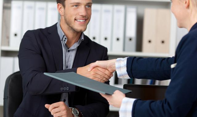 4. Siempre obtengo buenas calificaciones en mis evaluaciones de rendimiento.