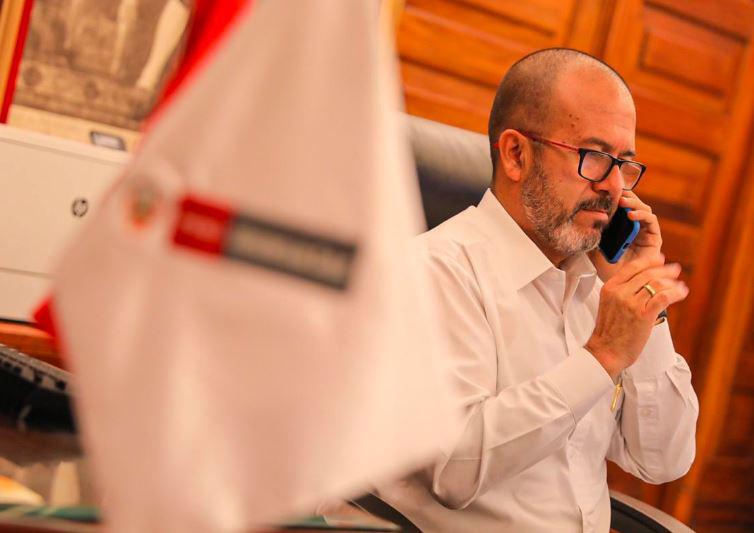 Logro. Pese a cifra de infectados, Zamora dijo que el Perú es el quinto país que más ha acatado restricciones. (Fotos: Minsa)