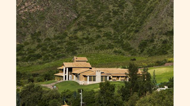Inkaterra Hacienda Urubamba tiene un diseño  inspirado en la arquitectura de la región Cusco, con un diseño interior inspirado en los materiales de la zona. Consigue un ambiente de lujo andino, al estilo Inkaterra, conservando el espíritu de la sierra per