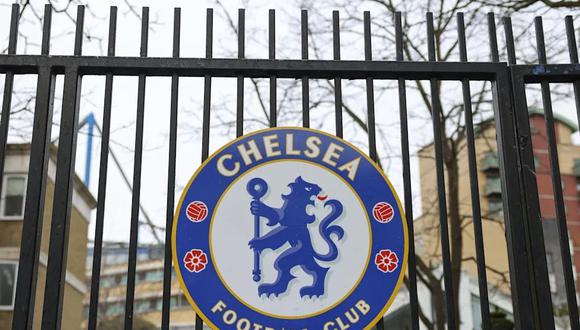 Quien tome las riendas del club tendrá que enfrentar una difícil tarea: cuando Abramóvich lo compró por unos 150 millones de libras (US$ 197 millones) en el 2003, el Chelsea no había ganado la primera división inglesa desde 1955.