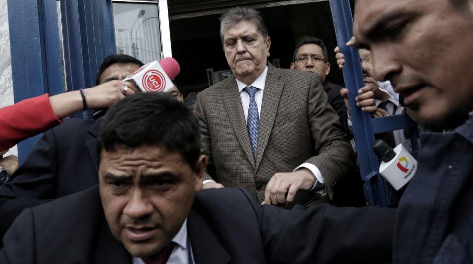 Alan García Pérez llegó a la fiscalía este jueves; sin embargo, la diligencia fue suspendida. (Foto: Anthony Niño de Guzmán)
