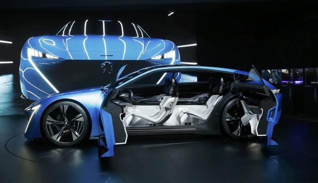 FOTO 6 | Reasignando la urbanización: las ciudades están siendo remodeladas por los desafíos de la sostenibilidad y los cambios en el transporte. Resulta vital tener en cuenta a futuro la sostenibilidad ambiental y el transporte con plataformas de viajes compartidos, vehículos autónomos y eléctricos.