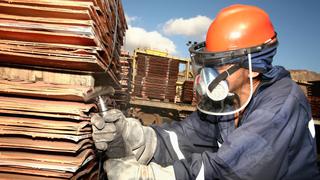 Exportaciones de cobre señalan que Chile va por mejor camino