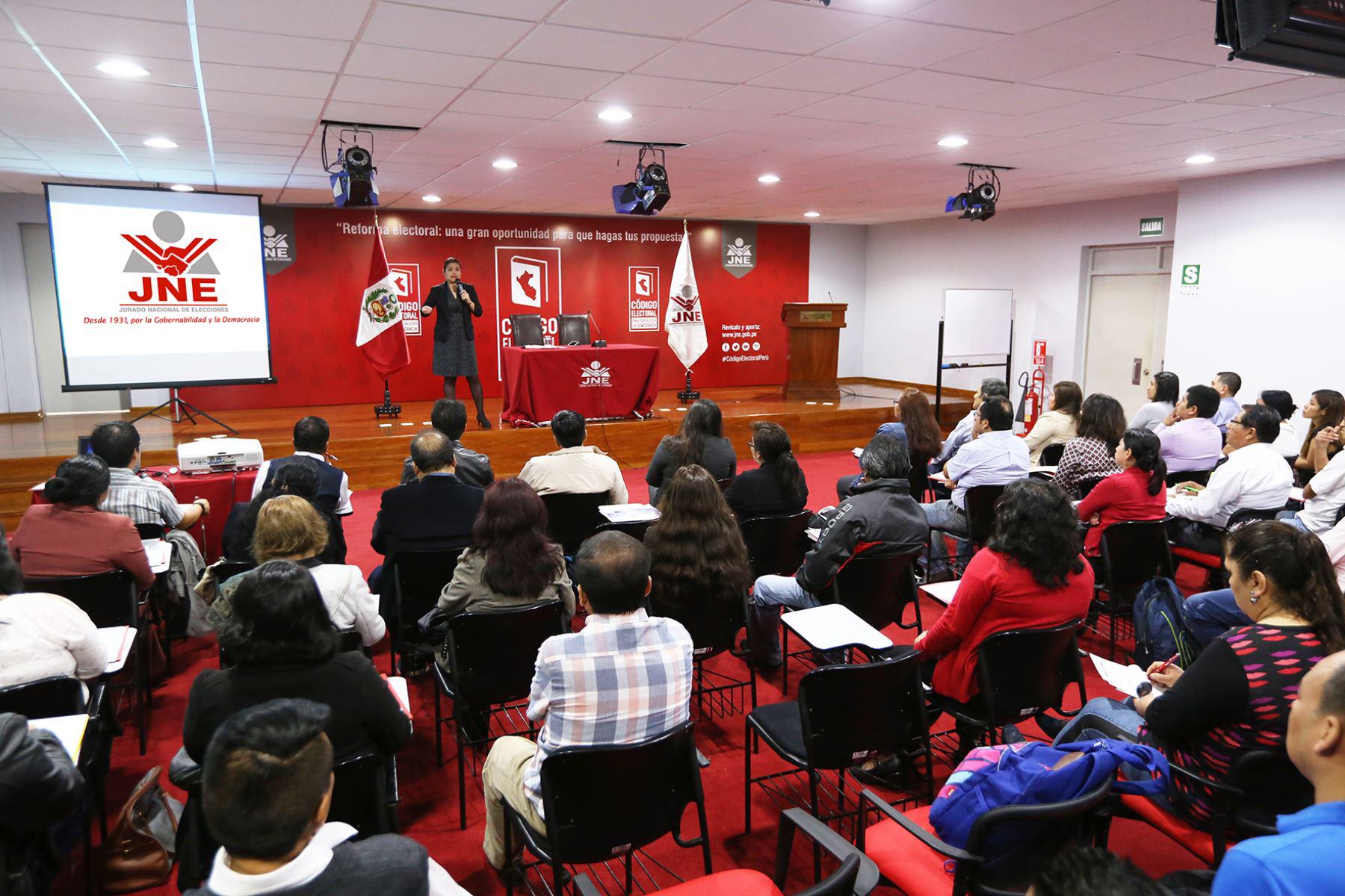Listas admitidas pasarán por un periodo de tachas de tres días. (Foto: Andina).