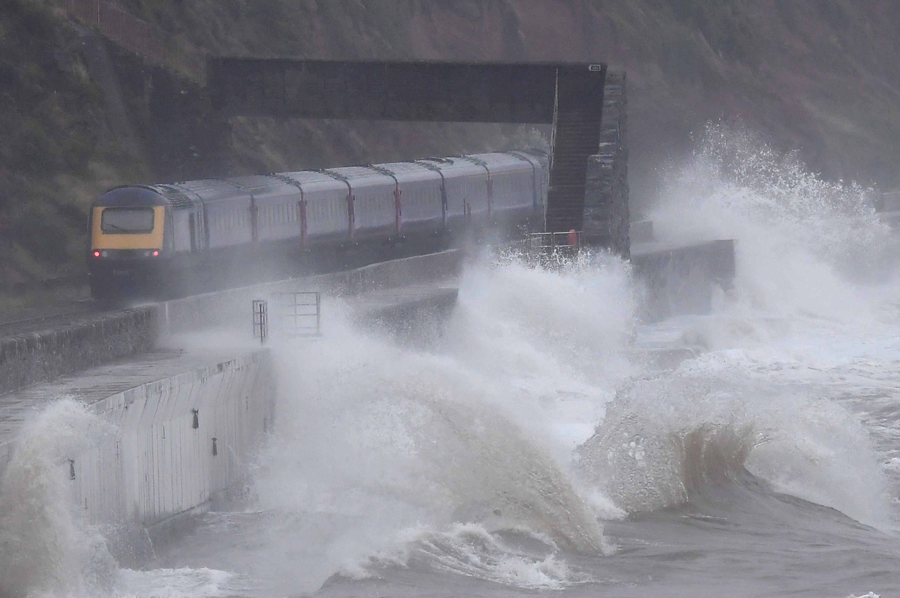 El Reino Unido, así como otros países europeos, ha vivido fuertes tormentas. (Foto: Reuters)