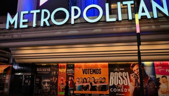 Fachada del teatro Metropolitan de Buenos Aires | LUIS ROBAYO / AFP